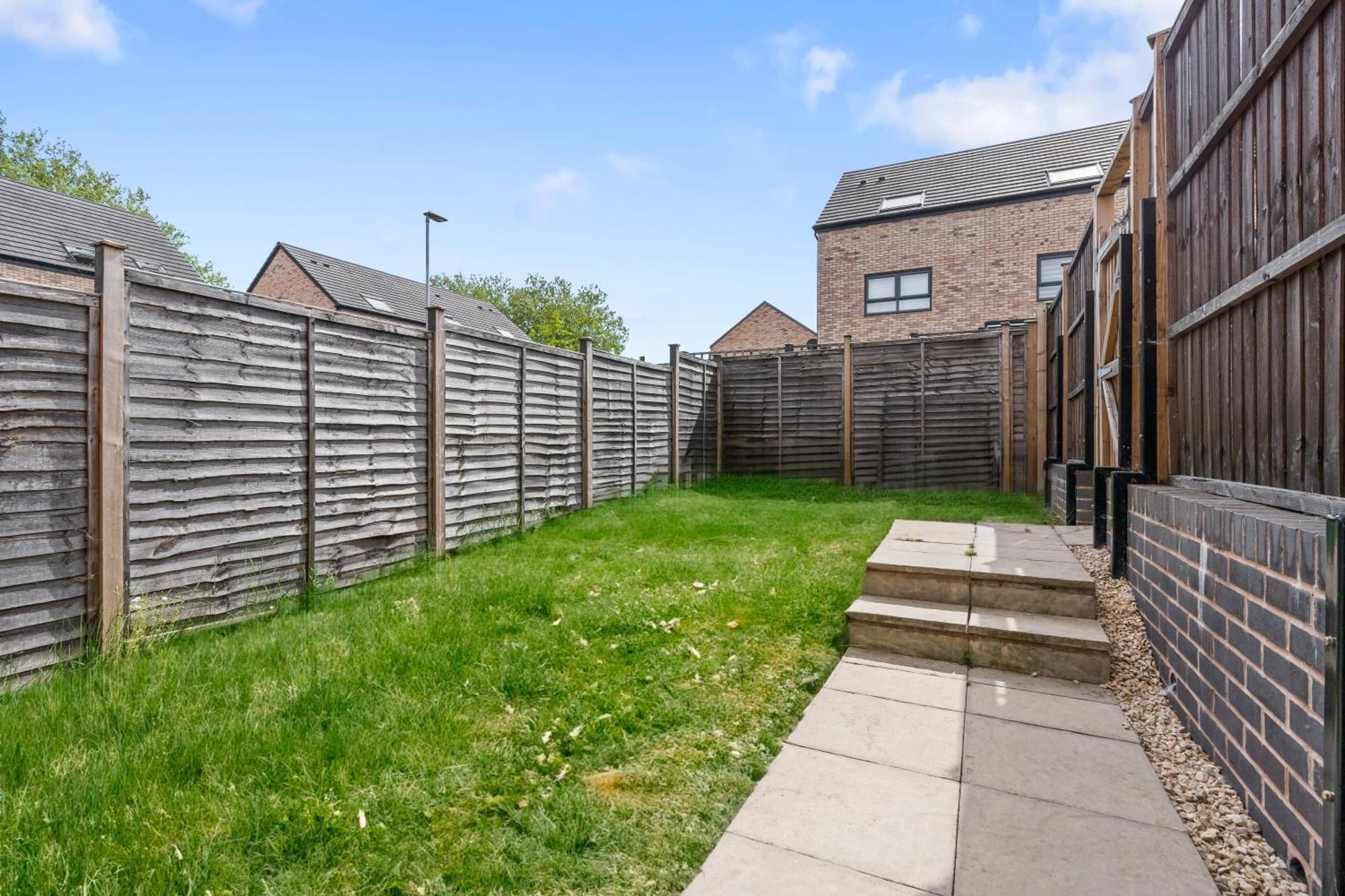 Lotus Haus - Wellington Homes - With Off Road Parking Birmingham Exterior photo